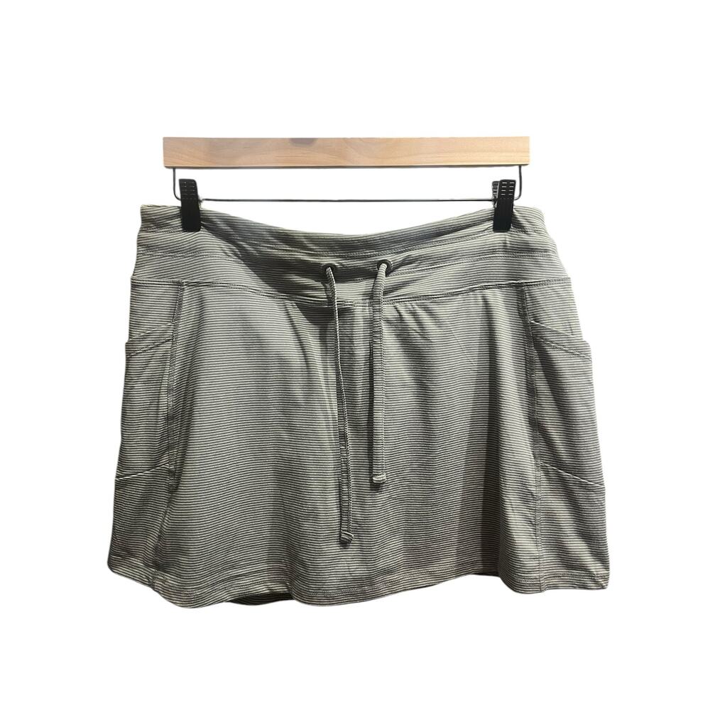Balance Collection Women's Grey Striped Sport Athletic Exercise Skort SIZE XL